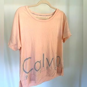Over sized Calvin performance top